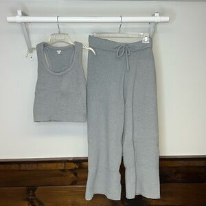 Aerie Gray Marshmallow Top & Pants Matching Set- M